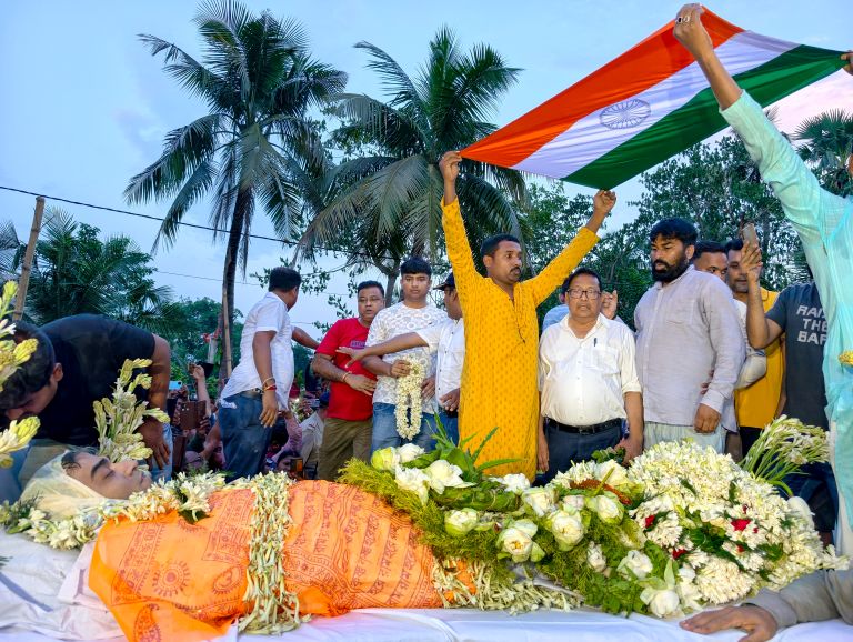 BJP Leader Suvendu Adhikari’s PA Chandranath Rath’s Body Taken to Chandipur for Last Rites
