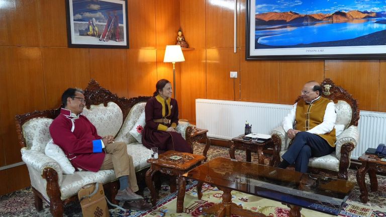 Ladakh LG VK Saxena Meets Sonam Wangchuk, Urges Not to Disrupt Centre–UT Dialogue Process