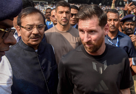Messi Team Blames Ex-Bengal Minister Aroop Biswas for Mismanagement During Kolkata ‘GOAT India Tour’