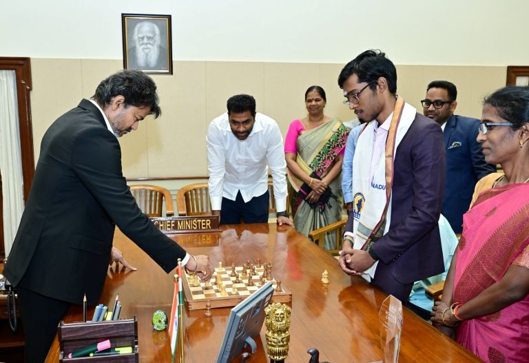 CM Vijay Honours Praggnanandhaa with ₹50 Lakh After Norway Chess Triumph, Plays Friendly Match